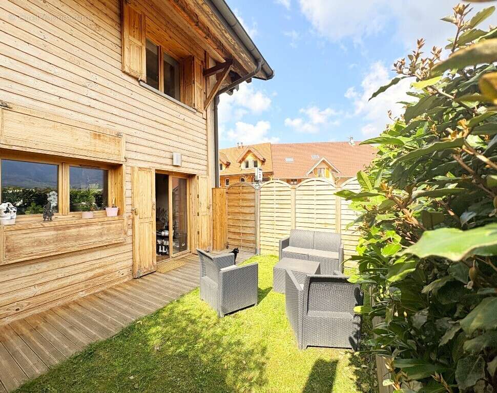 Appartement à SAINT-MARTIN-BELLEVUE