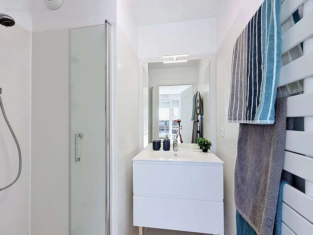 Appartement à VENCE