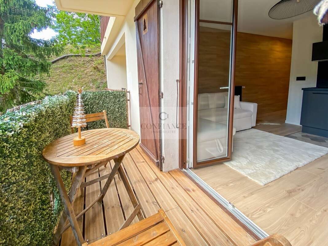 Appartement à SAINT-ETIENNE-DE-TINEE