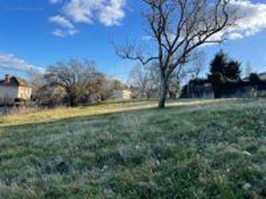 Terrain à HAUTERIVE