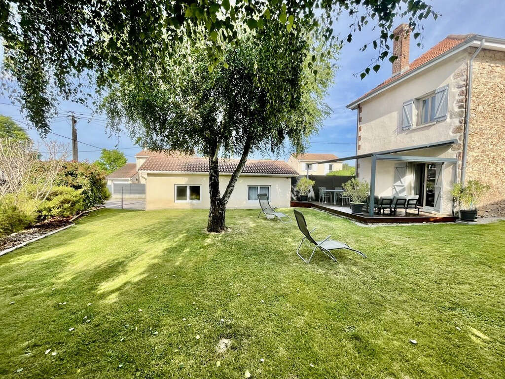 Maison à BOSMIE-L&#039;AIGUILLE