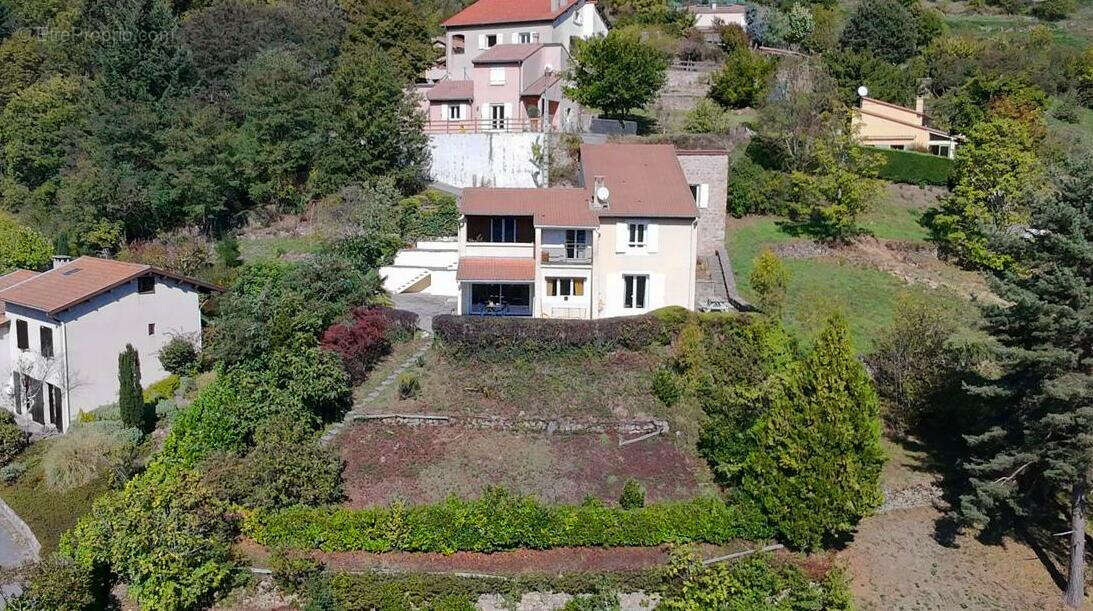 Maison à LE CHEYLARD