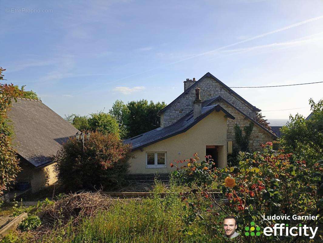 Maison à MORTAIN