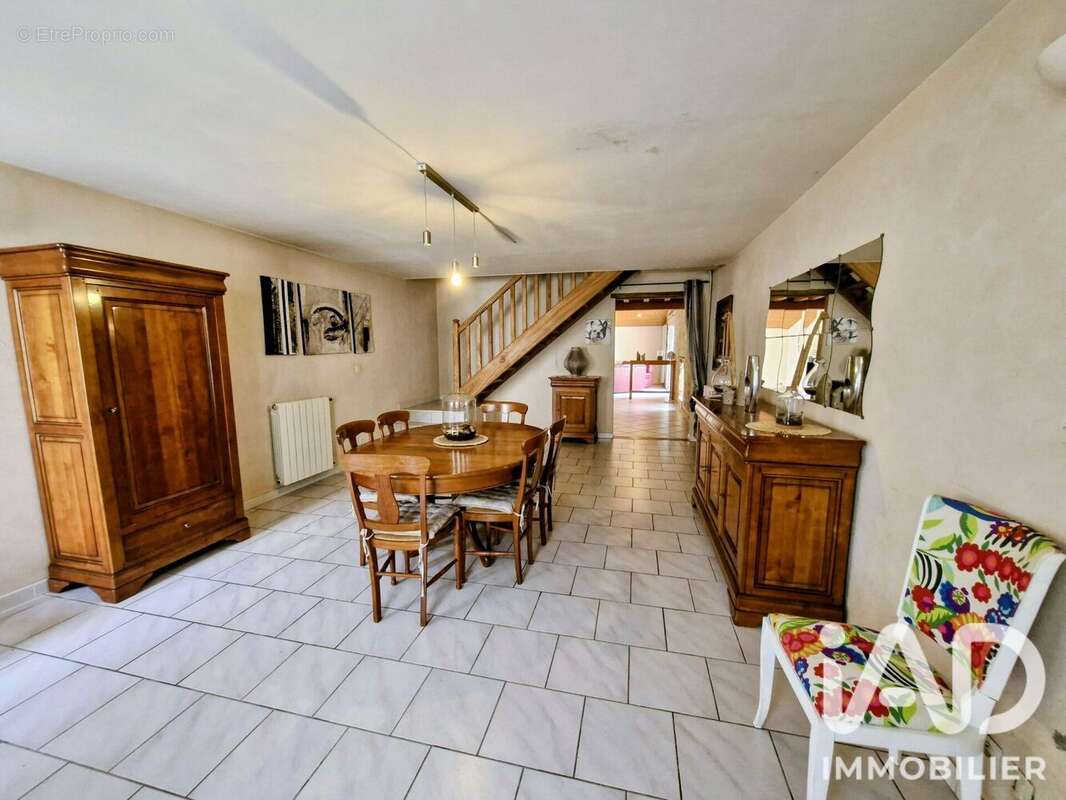 Maison 166 m² à La Sauvetat-Du-Dropt  - photo 5