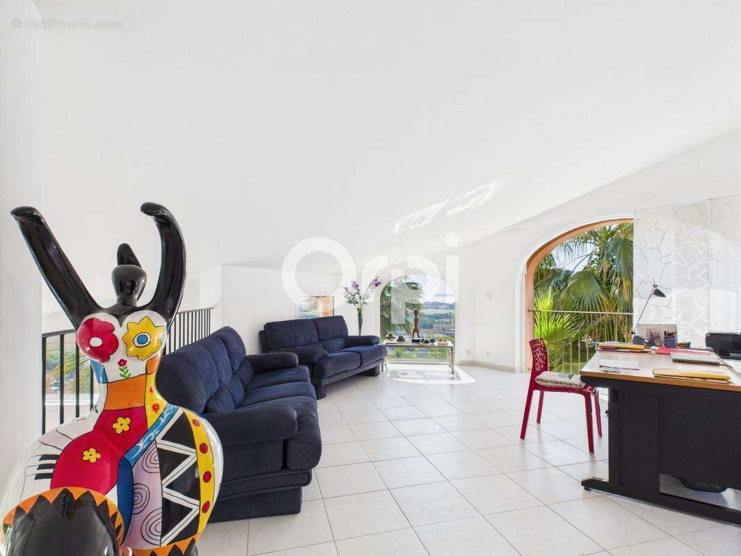 Maison à MANDELIEU-LA-NAPOULE