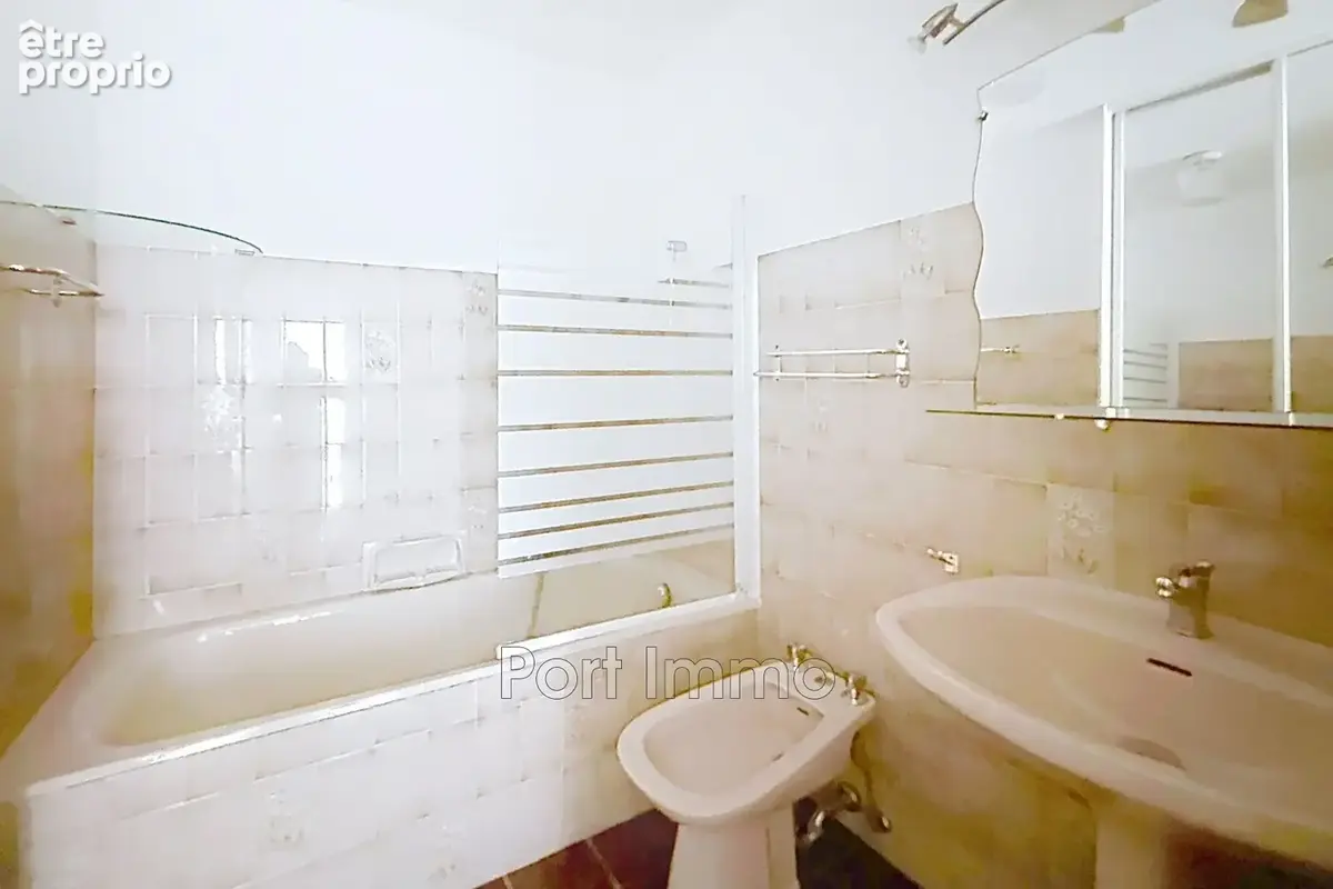 Appartement 49 m² à Cagnes-Sur-Mer  - photo 7
