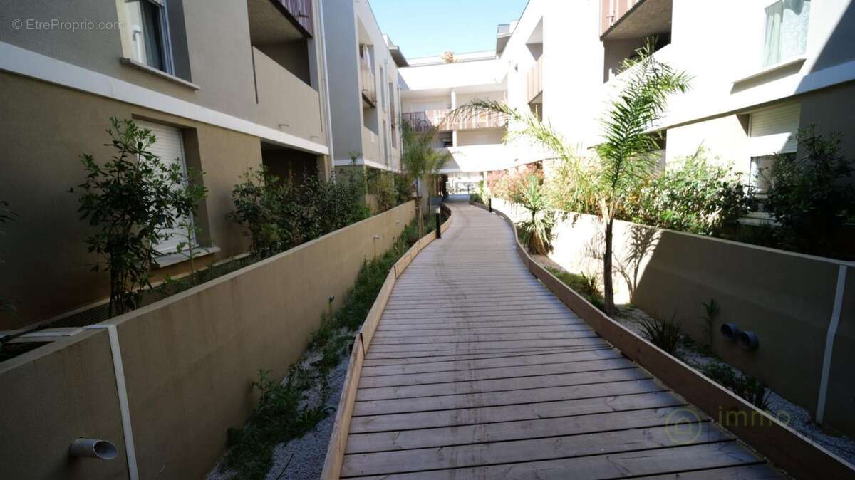 Appartement à CASTELNAU-LE-LEZ