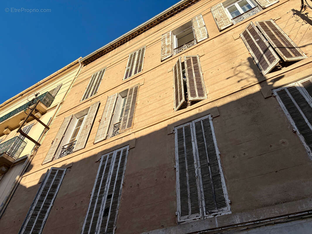 Toulon est champdemars type 2/3 loue - ideal investisseur - photo 12