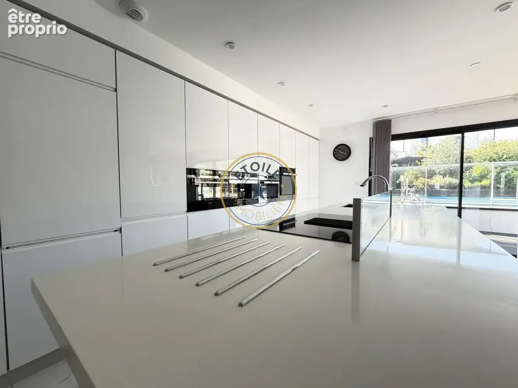 Montreuil-Juigné : maison T5 avec piscine à vendre - photo 7