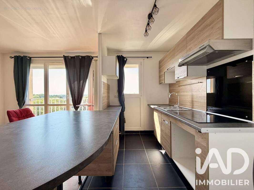 Photo 4 - Appartement à SAINT-JULIEN-LES-VILLAS