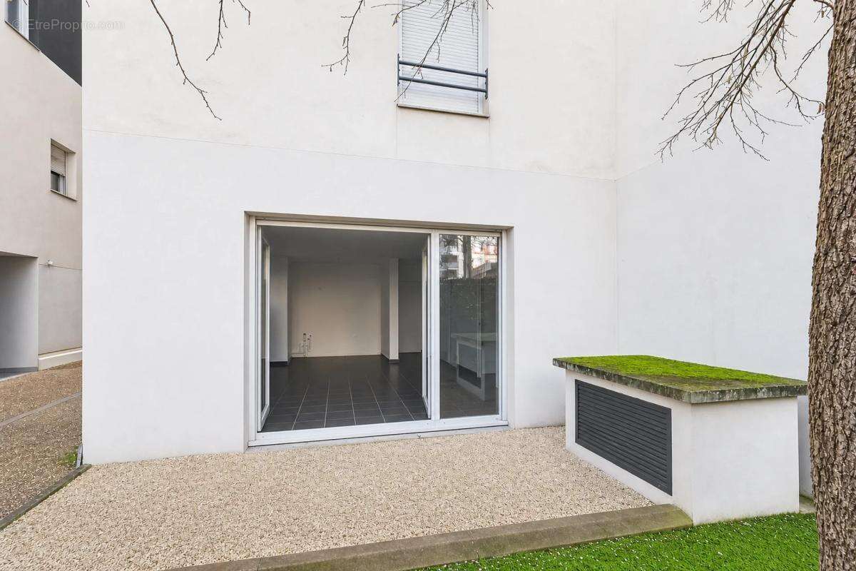 Lyon : Appartement contemporain 3 pièces - photo 12