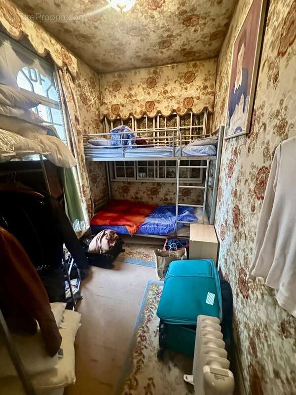 Appartement à LEVALLOIS-PERRET