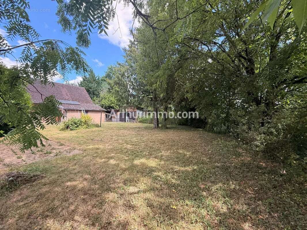 Maison à SAVIGNY-EN-REVERMONT