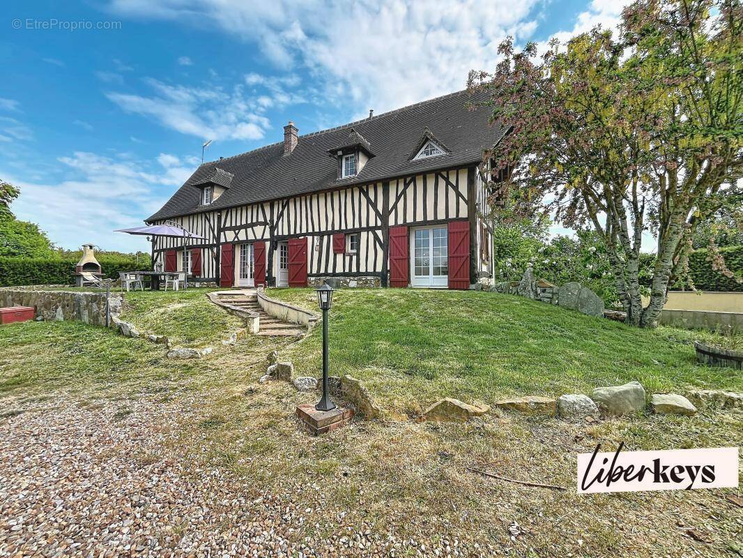 Maison à SAINT-OUEN-D'ATTEZ