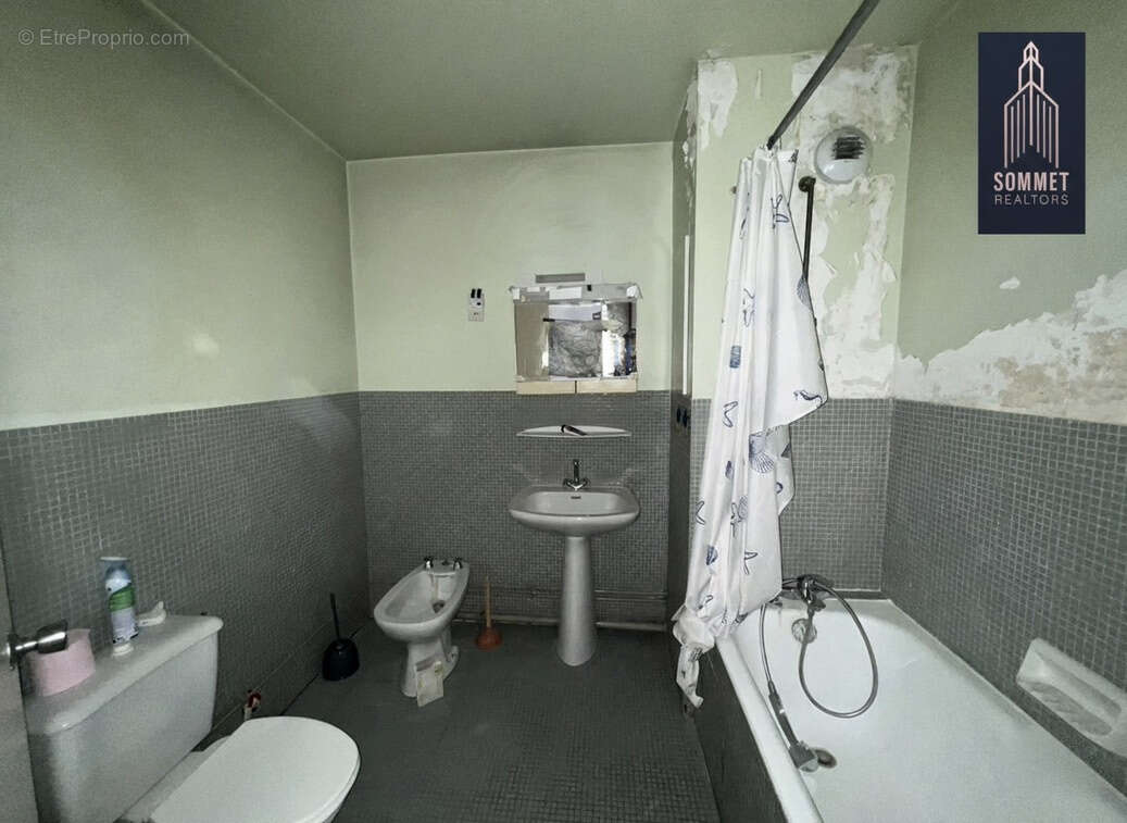 Appartement à PARIS-19E