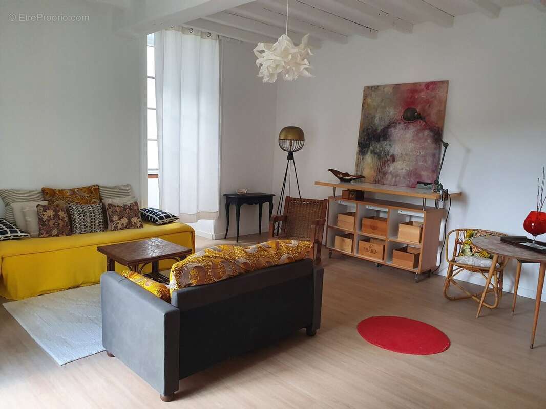 Maison à MORTAGNE-SUR-GIRONDE