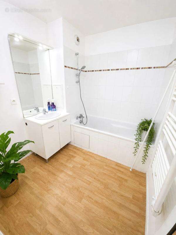 Appartement à QUINCY-SOUS-SENART