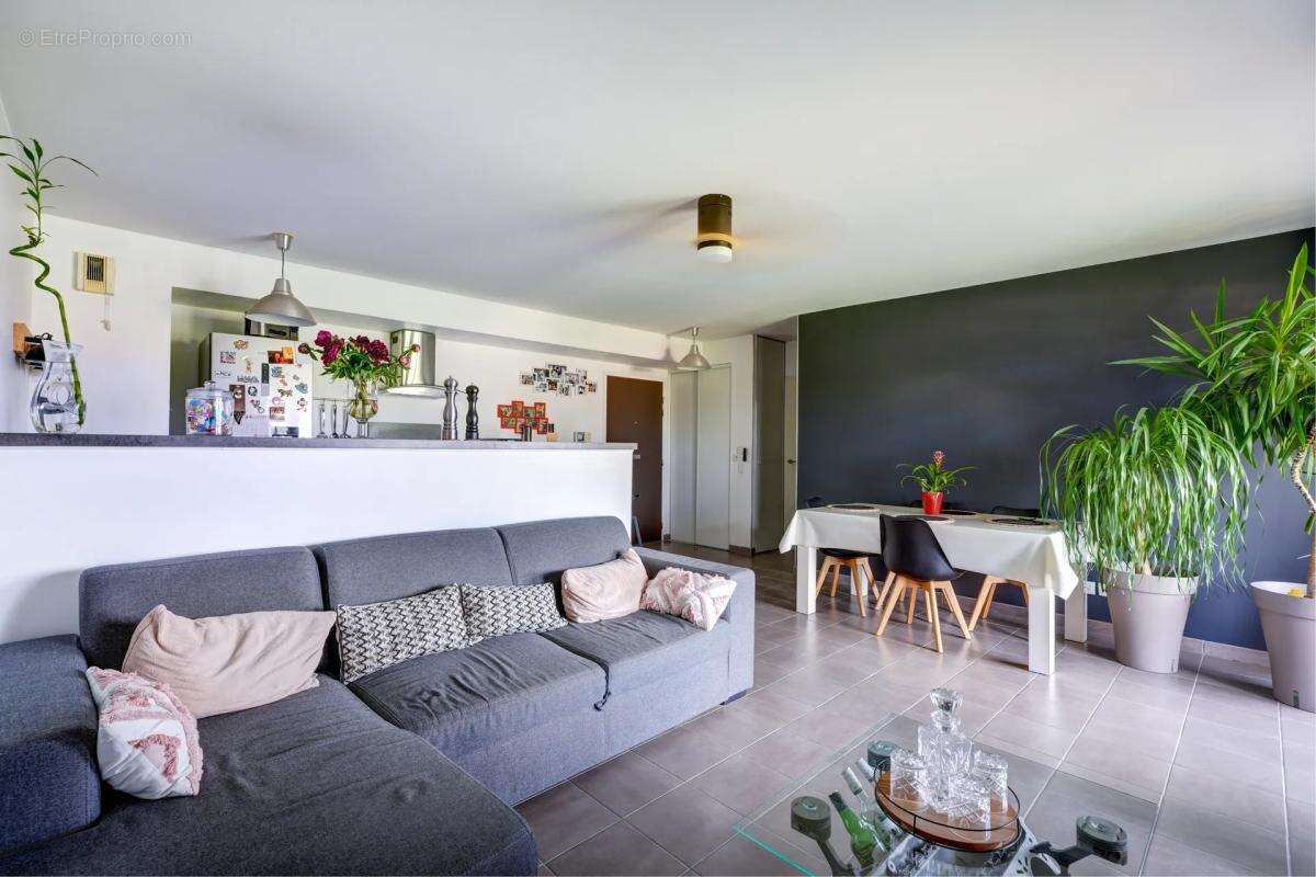 Appartement à VAULX-EN-VELIN