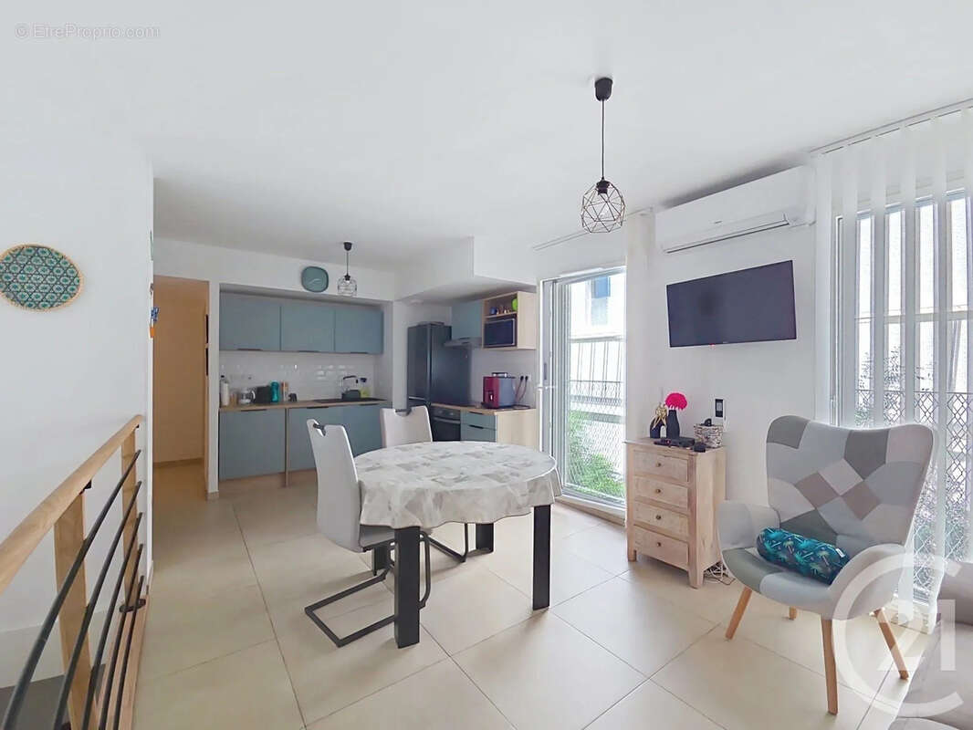 Appartement 75 m² à Sete  - photo 3