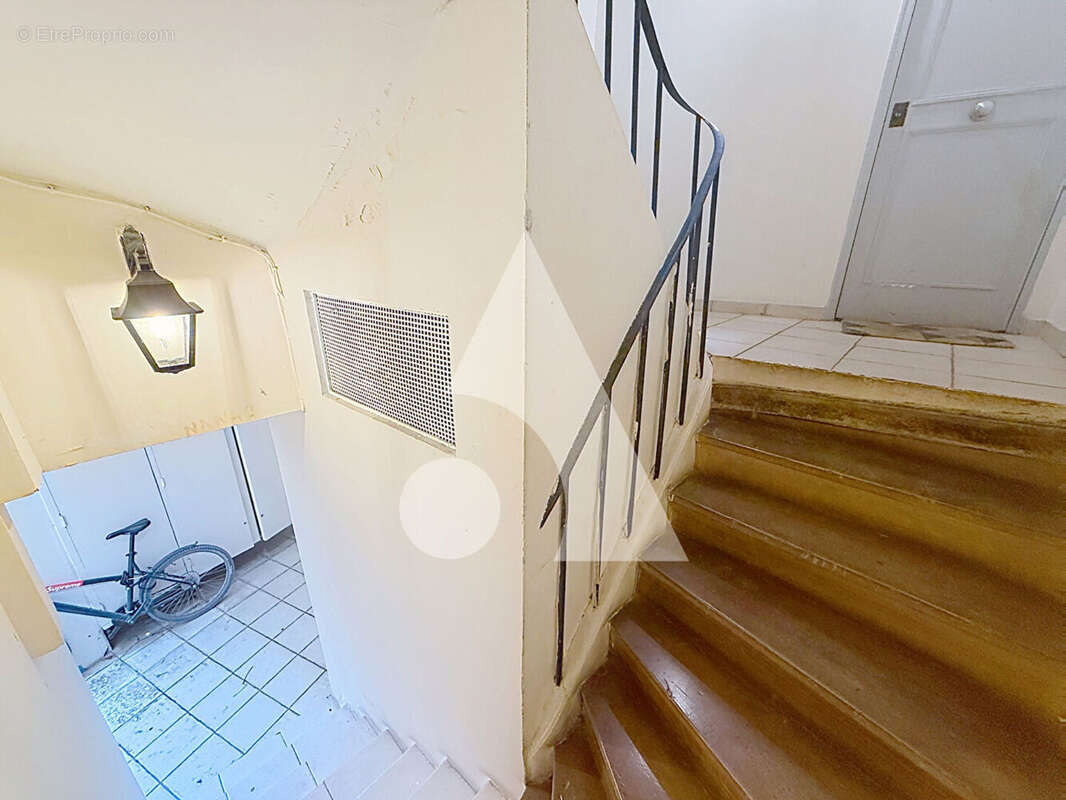 Appartement Rueil Malmaison 1 pièce(s) 19 m2 - photo 9