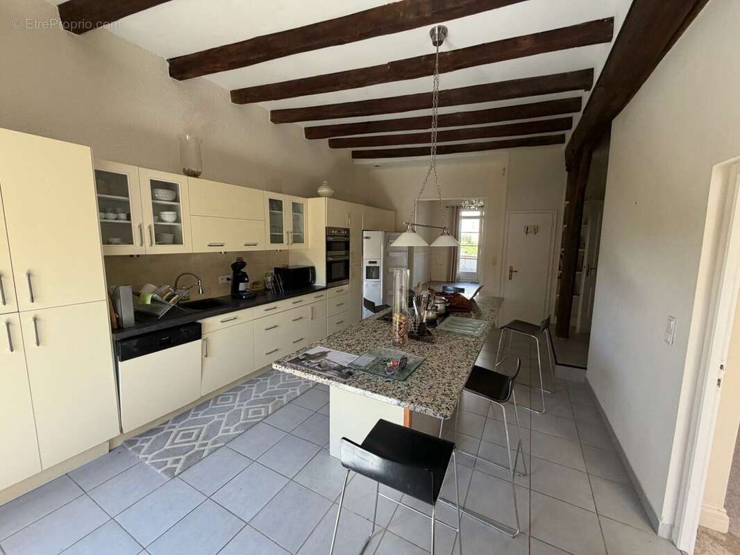 Maison 187 m² à Valence  - photo 7