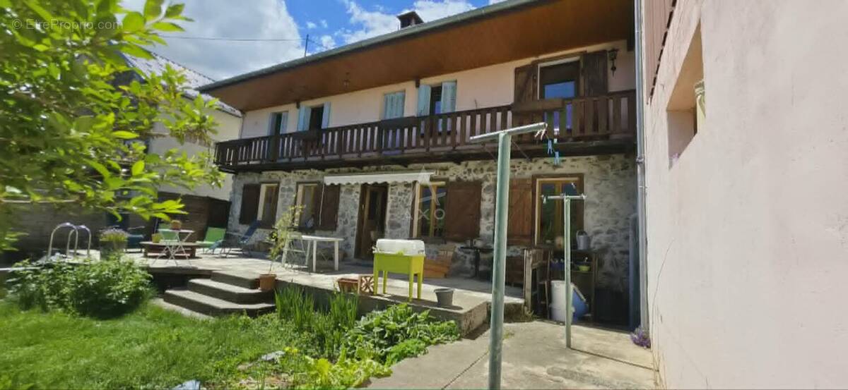 Maison à VERRENS-ARVEY