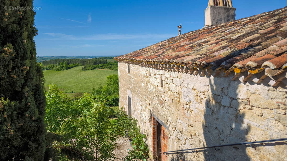 Maison à CAZES-MONDENARD