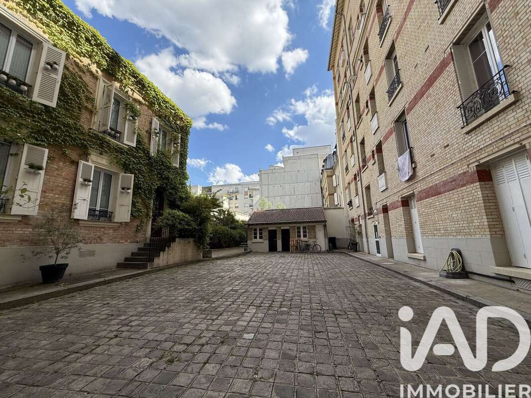 Photo 5 - Appartement à COURBEVOIE
