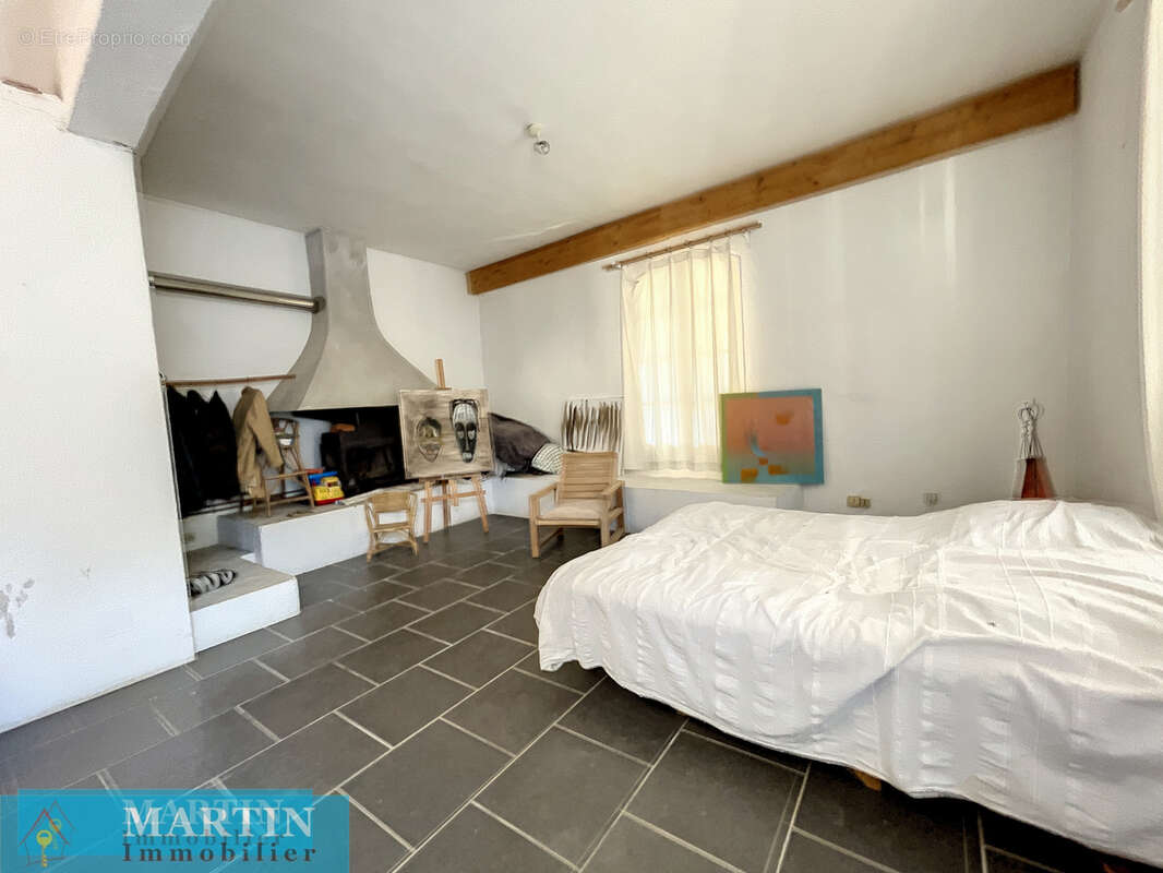 Maison à VIVES