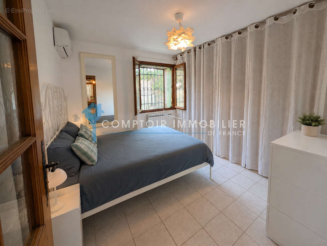 Dépt Hérault (34) - Valflaunès - À vendre - Appartement en rez de jardin T3 de 100m2, parcelle de 2000m2 - photo 9