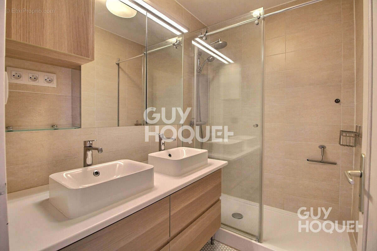 Appartement à CHAVILLE