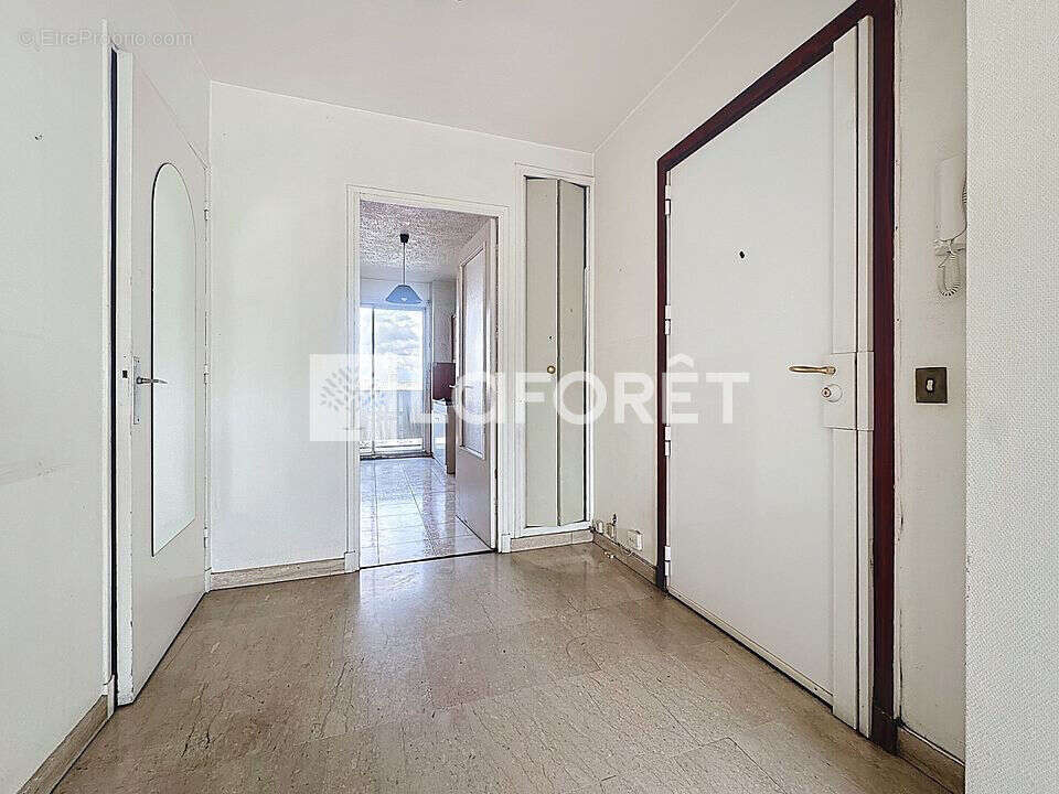 Appartement Marseille 4 pièce(s) 96 m2 - photo 4