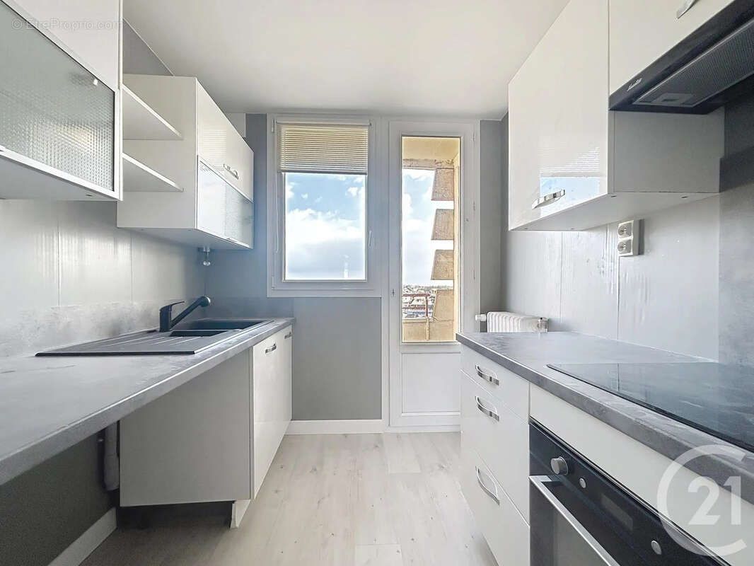 Appartement à MELUN