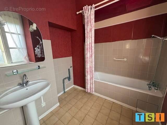 Appartement à MONTREJEAU
