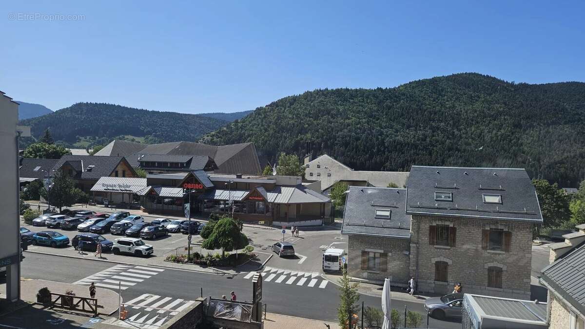 Superbe appartement t2 centre bourg - photo 10