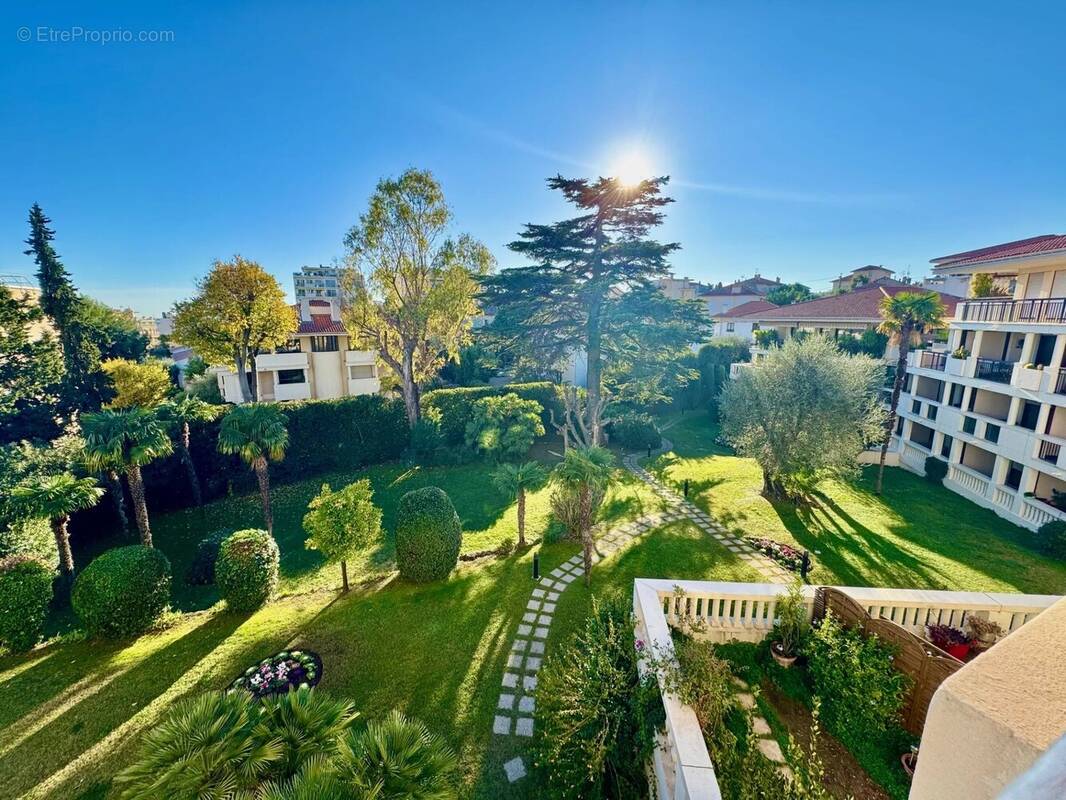 Appartement à CANNES