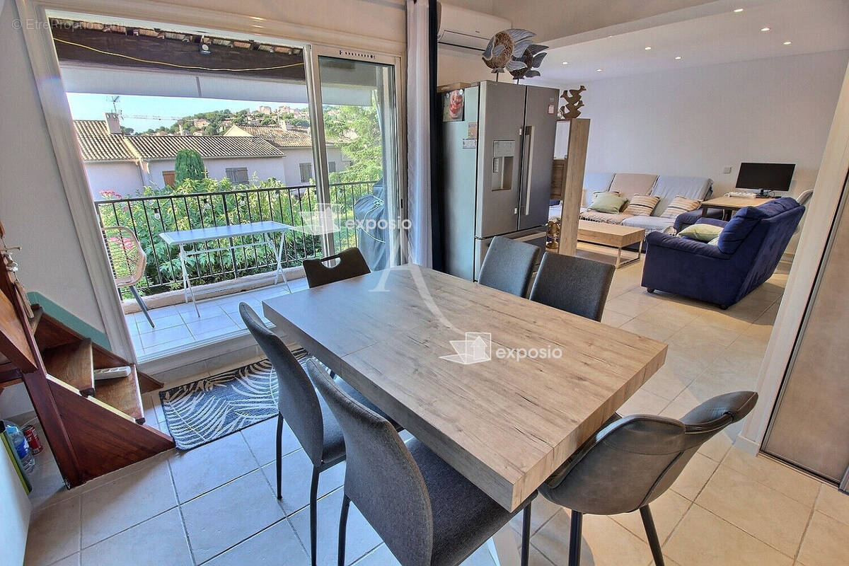 Appartement à CARQUEIRANNE