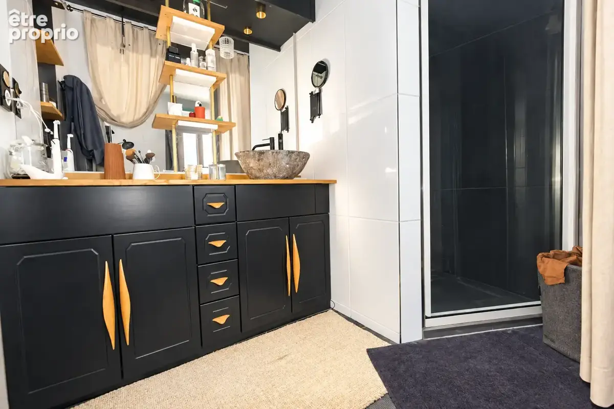 Magnifique appartement située à 2 pas de la cathédrale, en hyper centre de Reims - photo 6