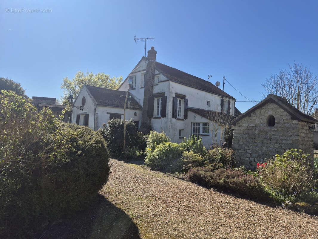 Maison à VILLIERS-LE-MAHIEU