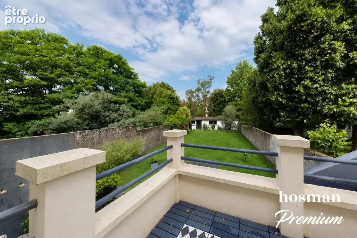 Coup de coeur ! Maison de 200 m2 (290 m2 au sol), 5 chambres, terrasse, jardin et garage - Quartier Blanche de Castille / Rond p - photo 8