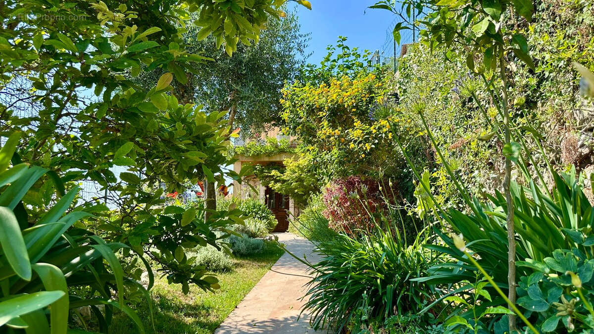 Maison à LA TURBIE