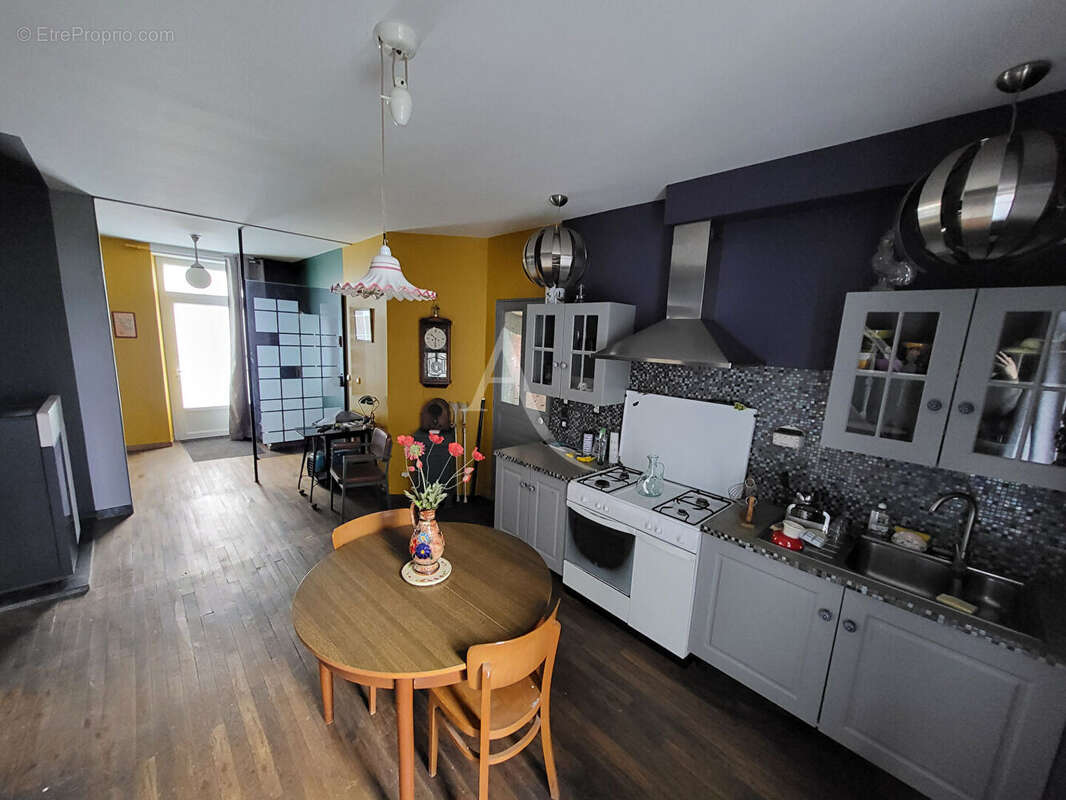 Maison à MARSAC-SUR-DON