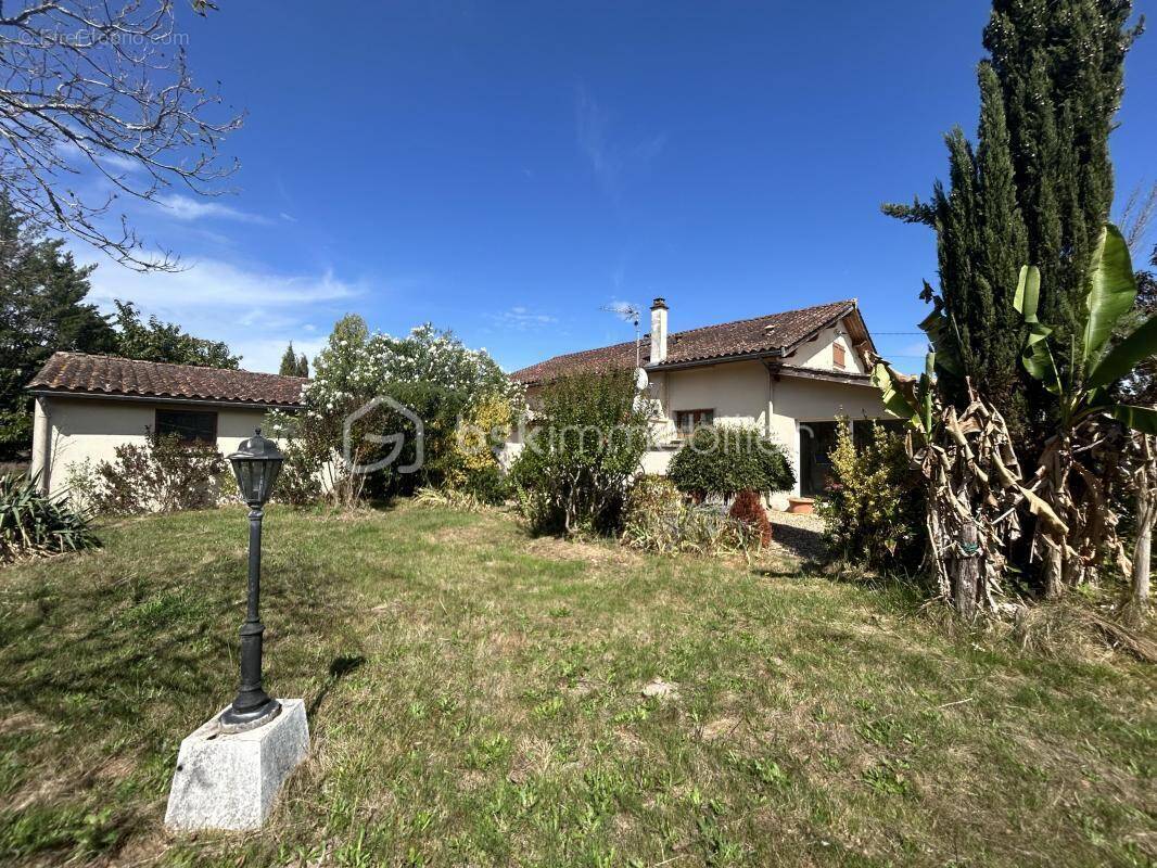 Maison à SAINT-SEURIN-SUR-L&#039;ISLE