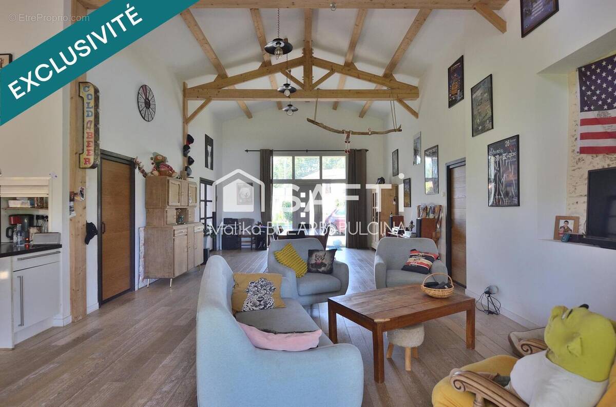 Photo 1 - Maison à GROSBREUIL