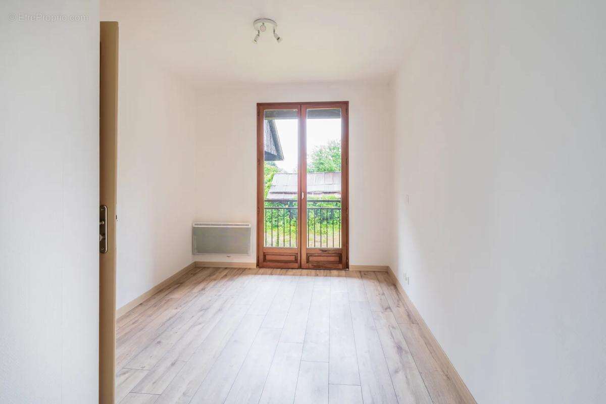 Maison à MONTHION