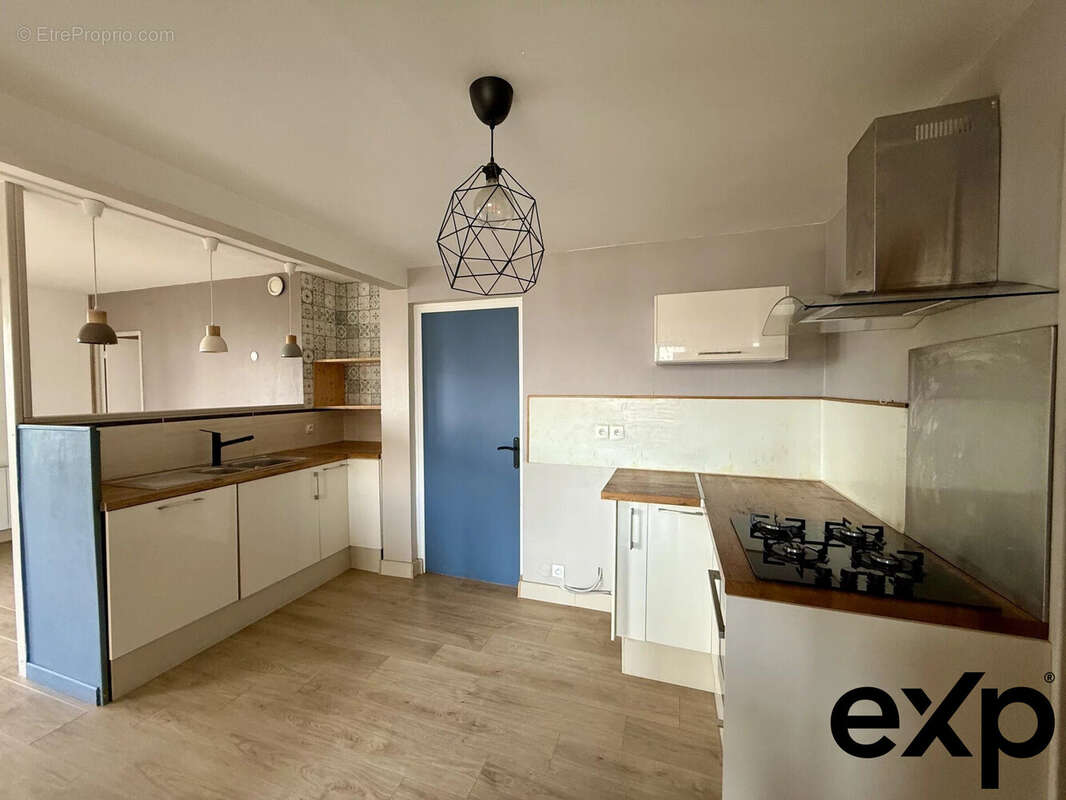 Appartement à SAINT-BALDOPH