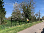 Terrain à CROISMARE