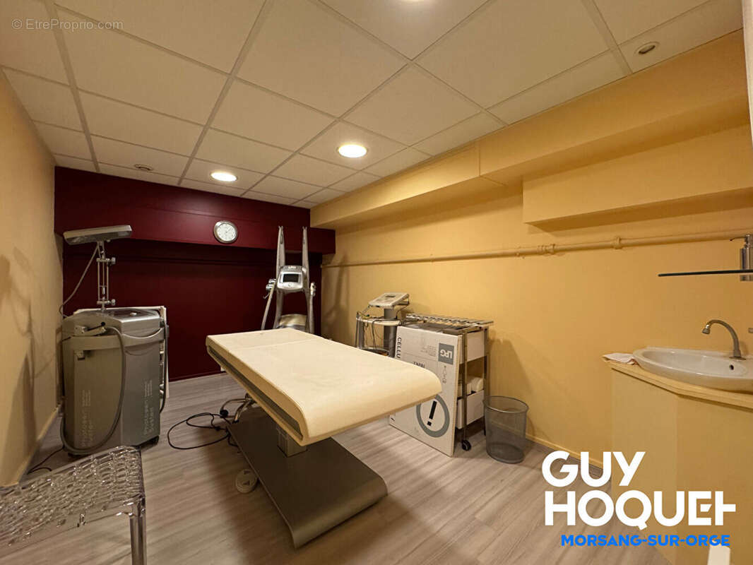 Commerce à EPINAY-SUR-ORGE