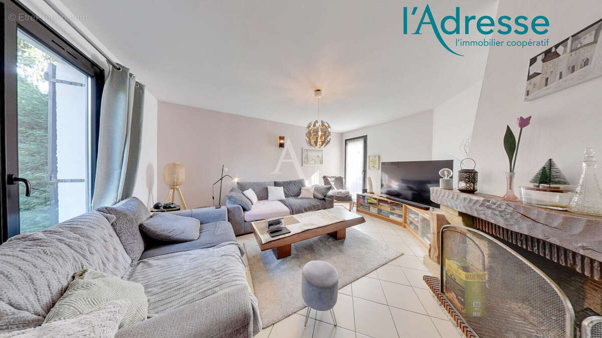 Maison à CHAMPS-SUR-MARNE