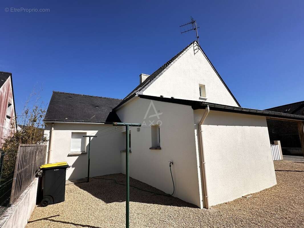 Maison à LOCOAL-MENDON